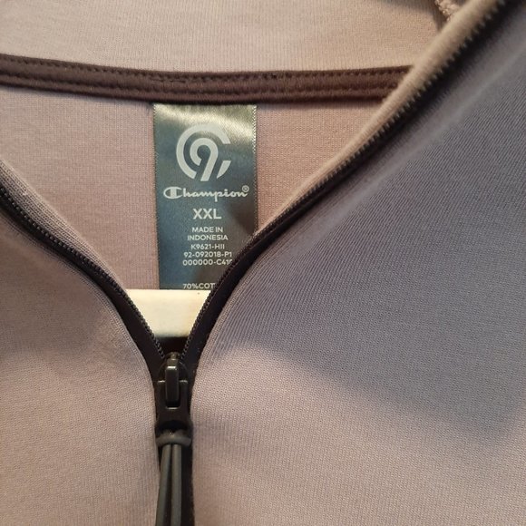 CRAZY $8's Clearance Sale!! Champion Training Jacket; XXL; Smoked Lilac; 1/4 zip - Picture 3 of 6